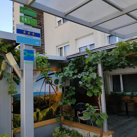 Hotel Tabor