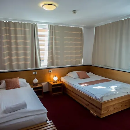 Tabor Hotel