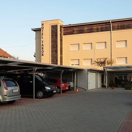 Hotel Tabor