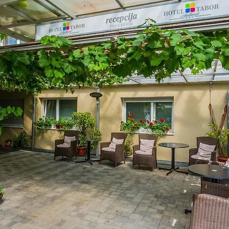 Hotel Tabor 3*